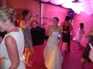 the bride dancing at Tenuta La Borriana